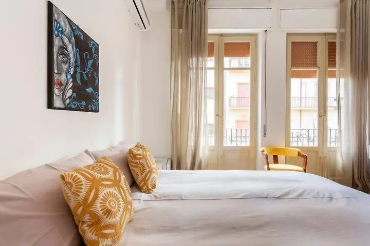 ** Pensión Hotel Donizetti 19 Palermo Italia
