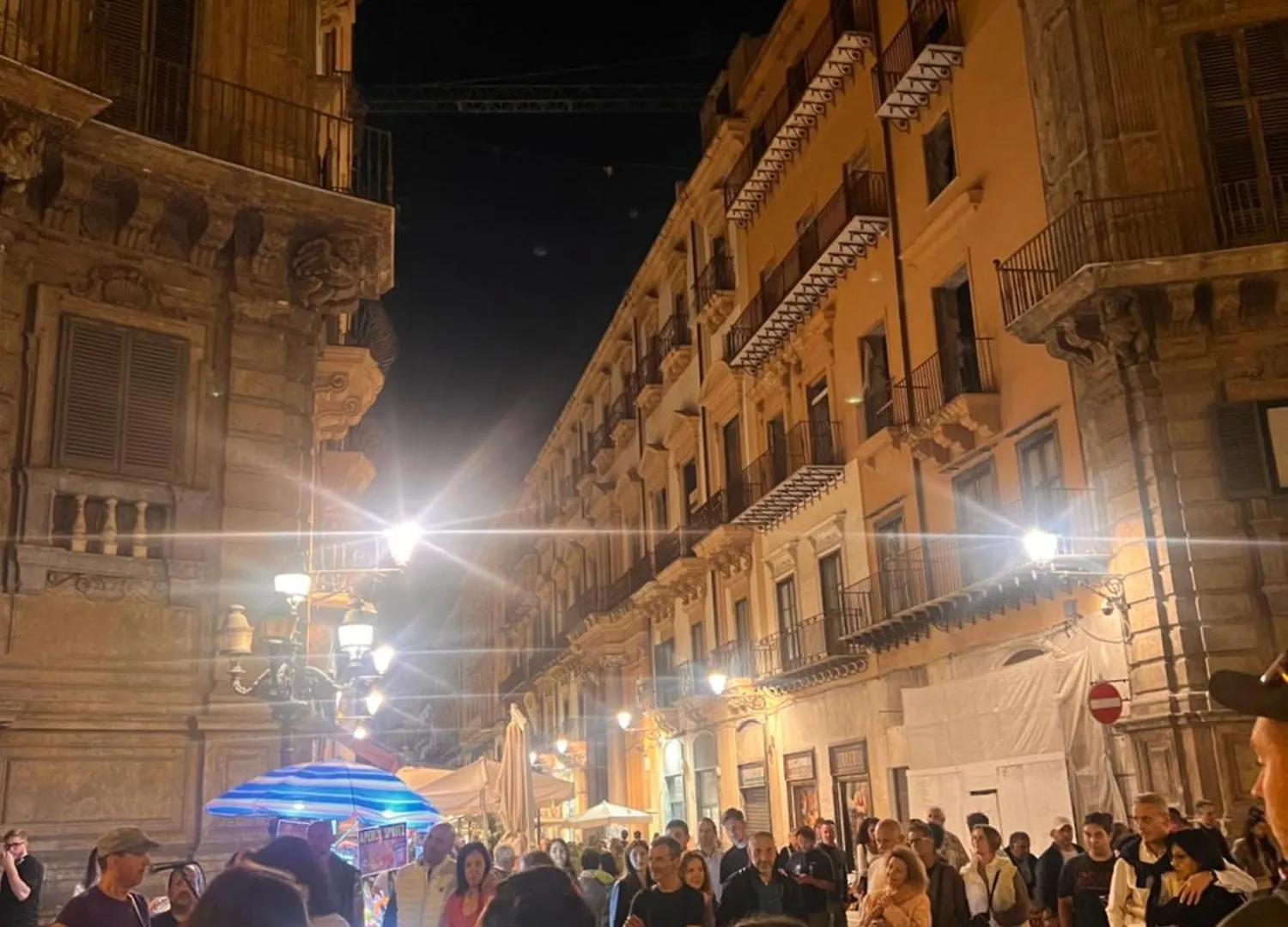 ** Pensión Hotel Donizetti 19 Palermo Italia