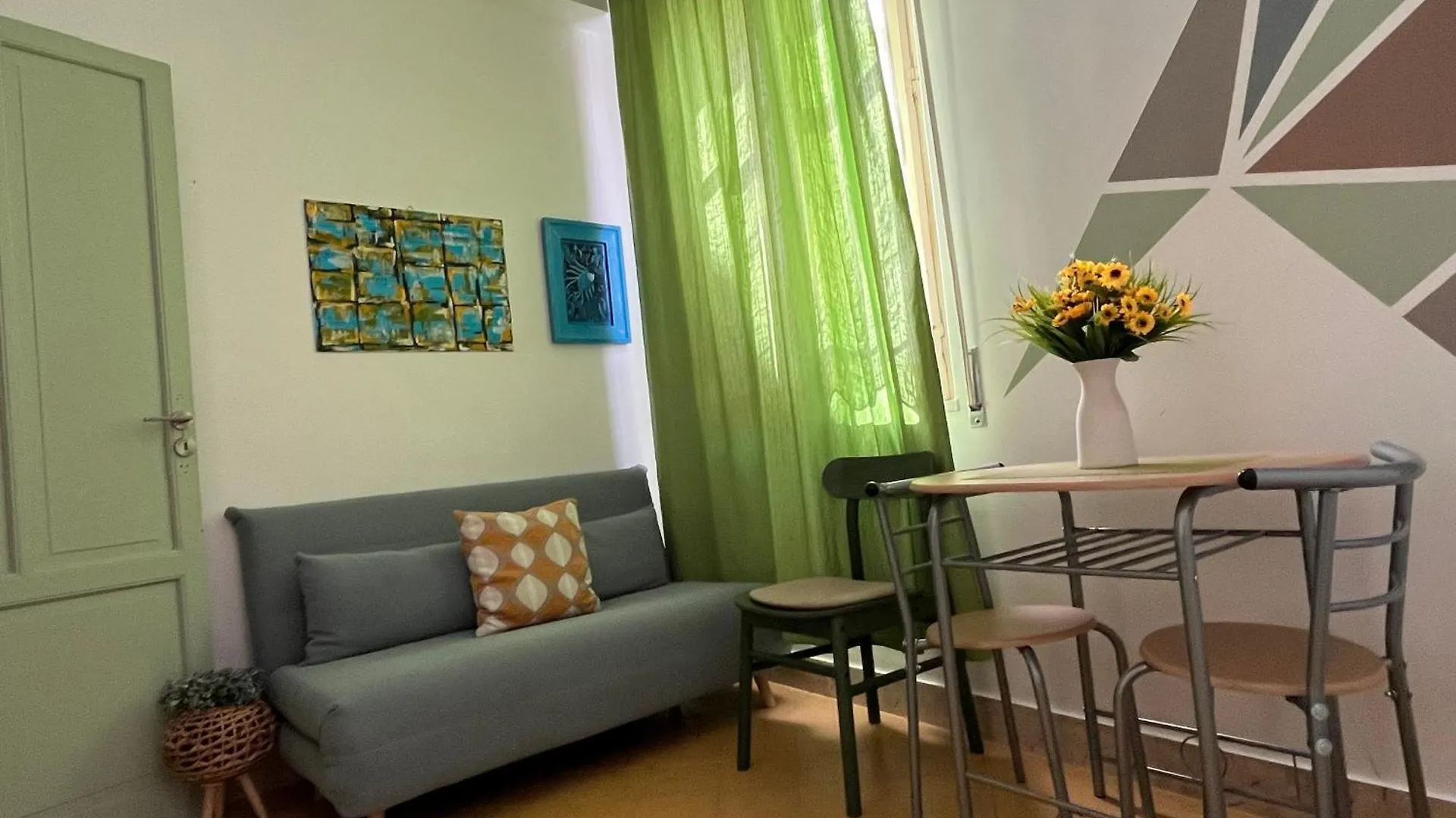 ** Pensión Hotel Donizetti 19 Palermo Italia